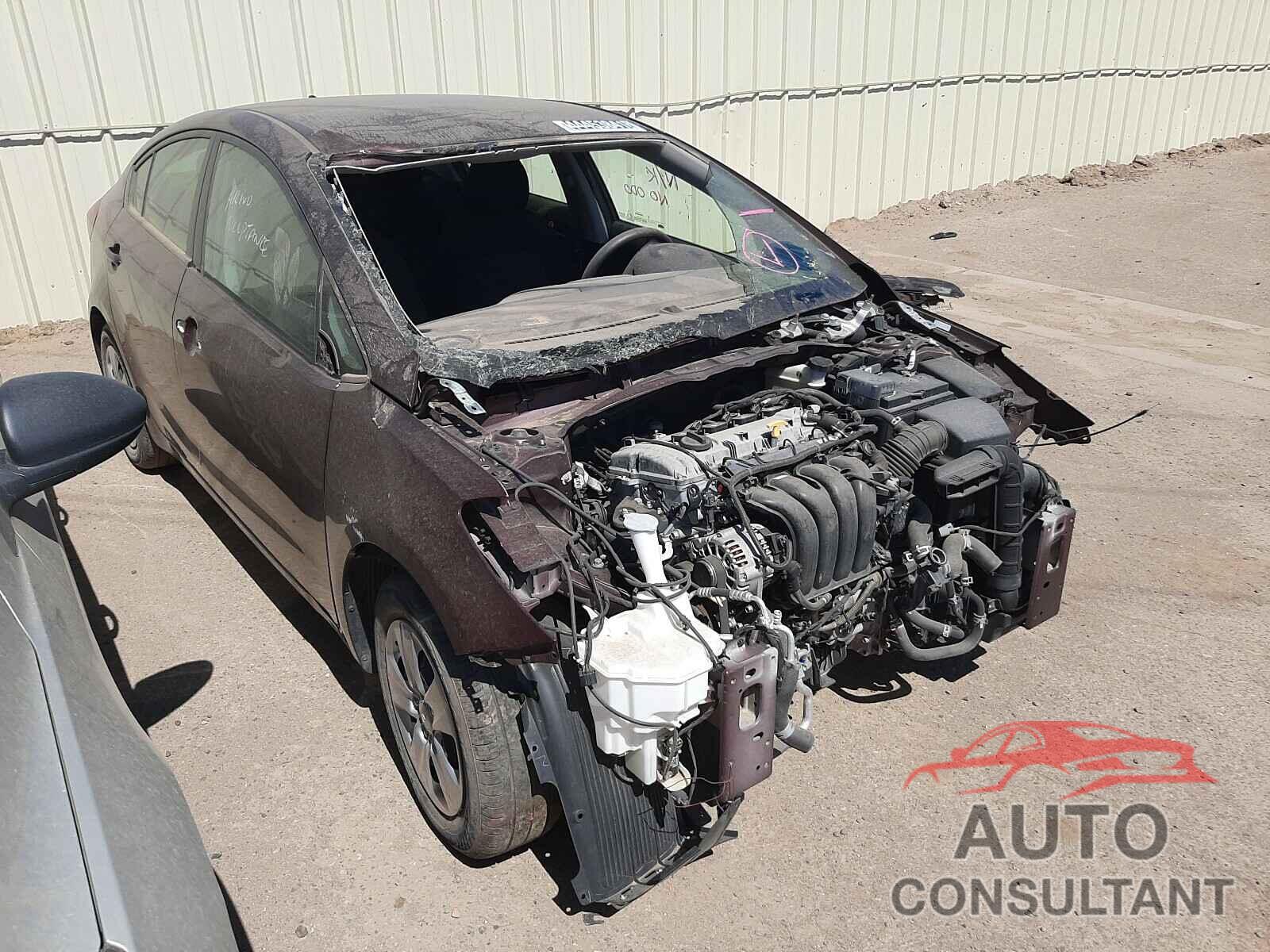 KIA FORTE 2018 - 3KPFK4A75JE189079