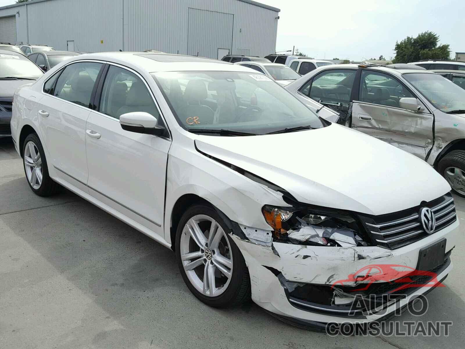 VOLKSWAGEN PASSAT 2015 - 1VWBT7A38FC061313