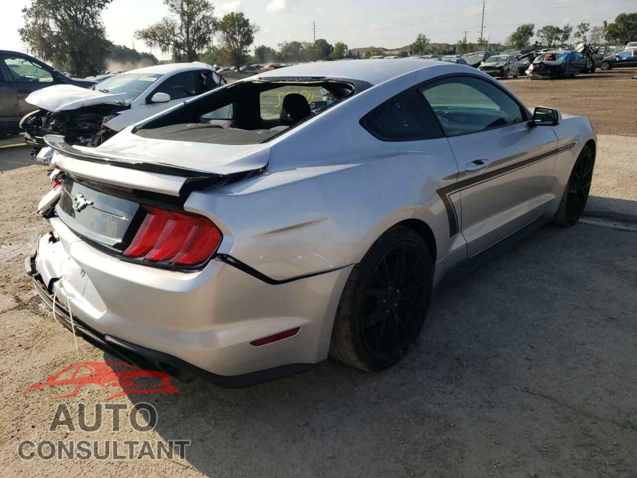 FORD MUSTANG 2018 - 1FA6P8THXJ5116676