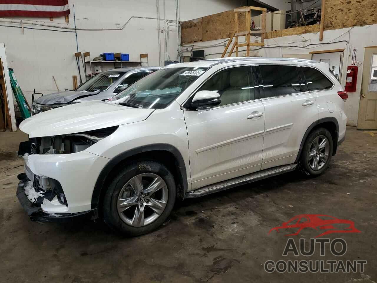 TOYOTA HIGHLANDER 2019 - 5TDDZRFH9KS920959