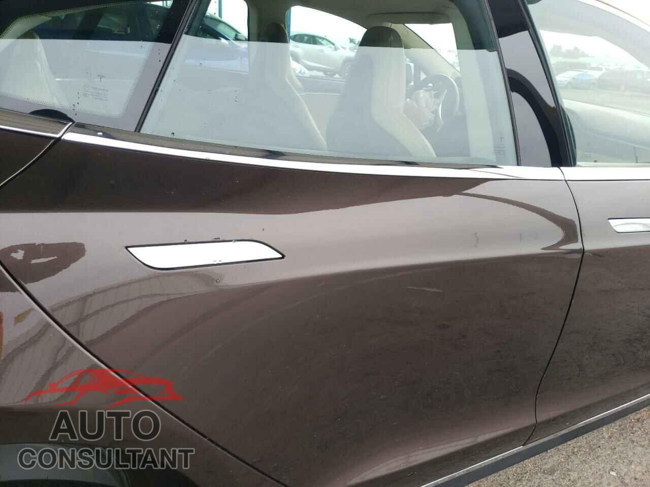 TESLA MODEL S 2014 - 5YJSA1S13EFP29409