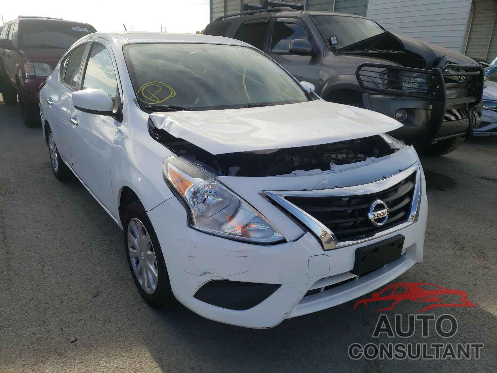 NISSAN VERSA 2019 - 3N1CN7AP1KL852840