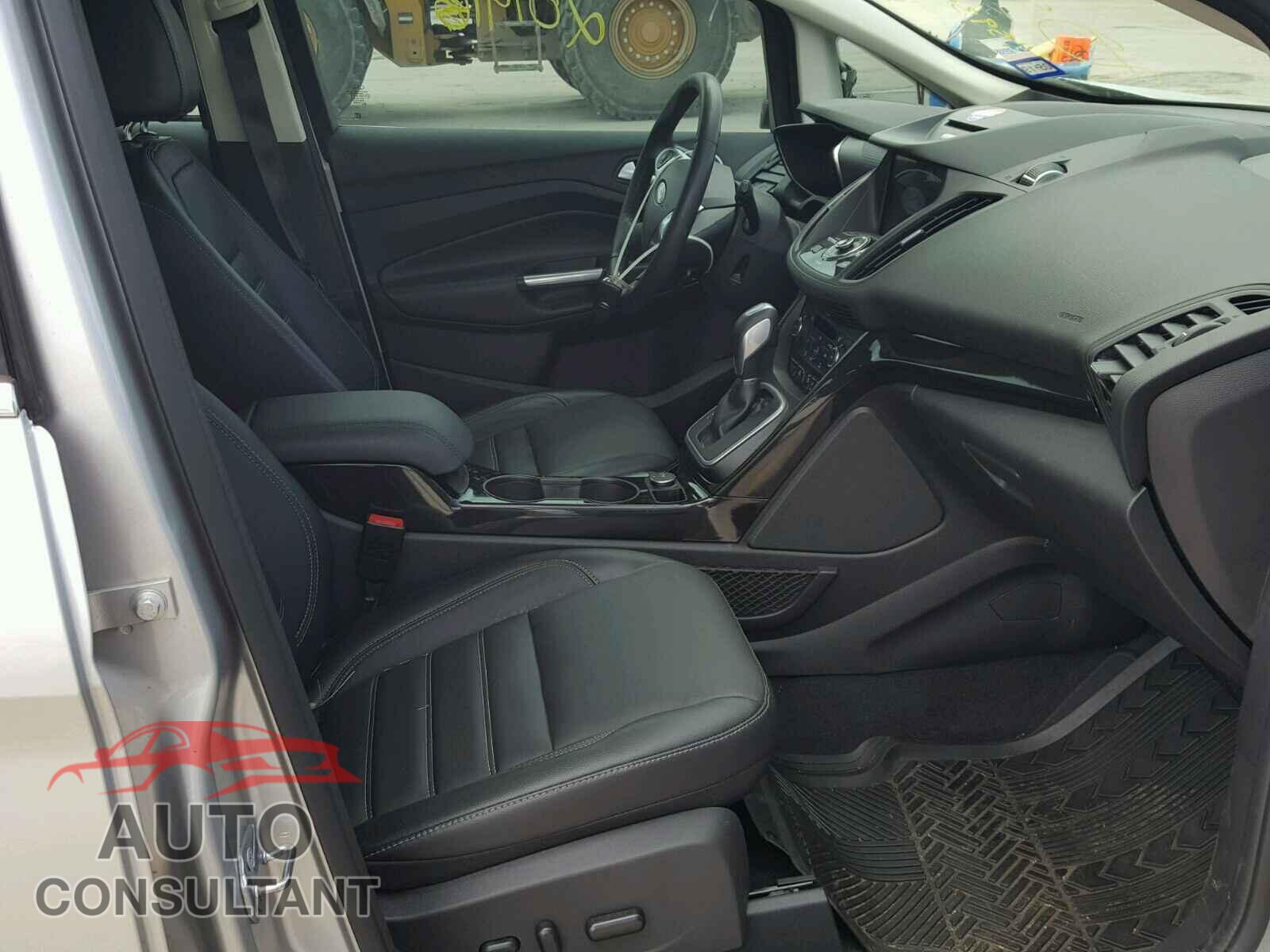 FORD CMAX 2017 - 1FADP5DU8HL104257
