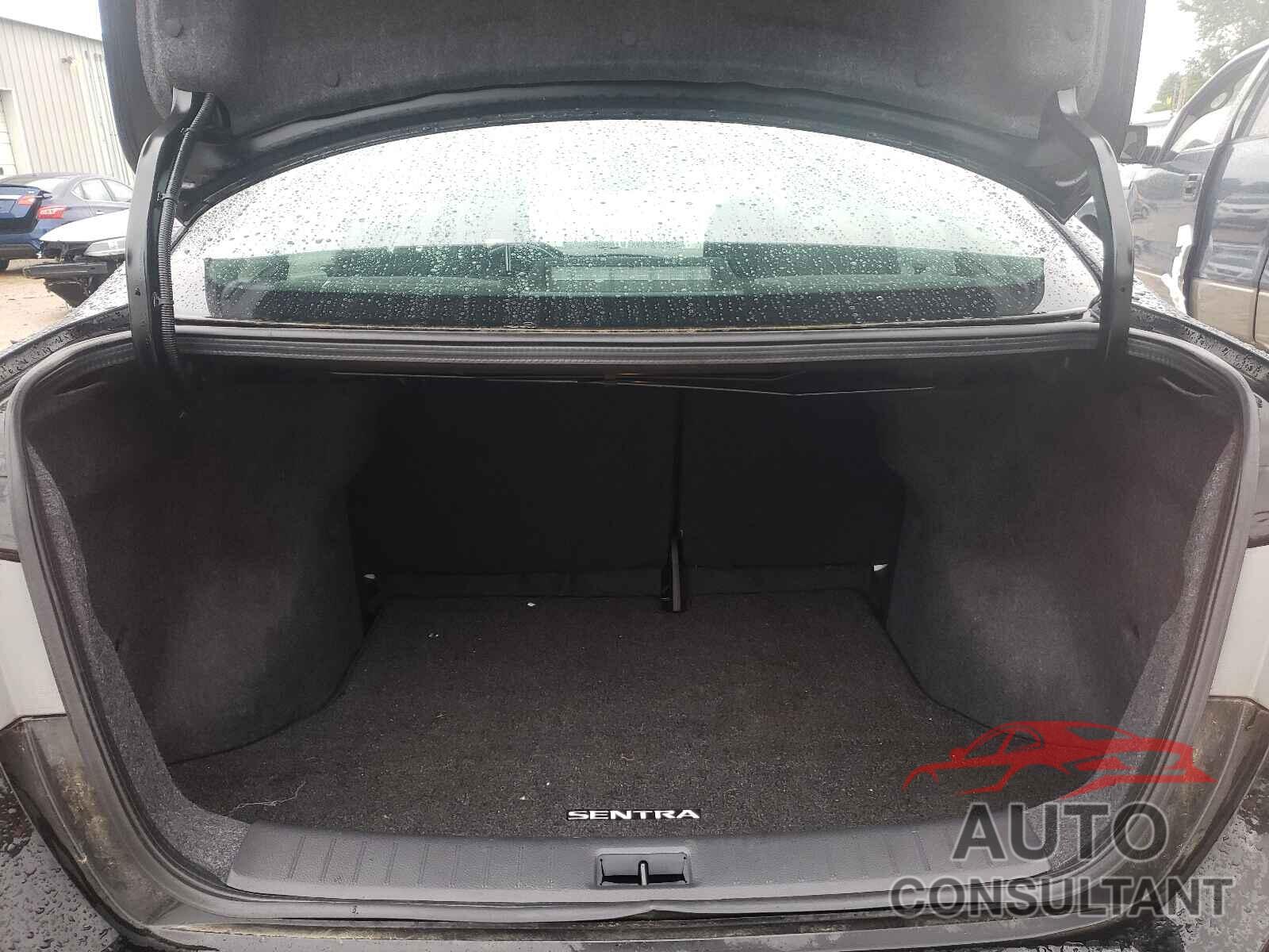 NISSAN SENTRA 2019 - 3N1AB7AP4KY440866