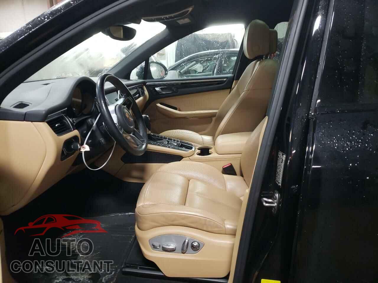 PORSCHE MACAN 2018 - WP1AA2A56JLB11531