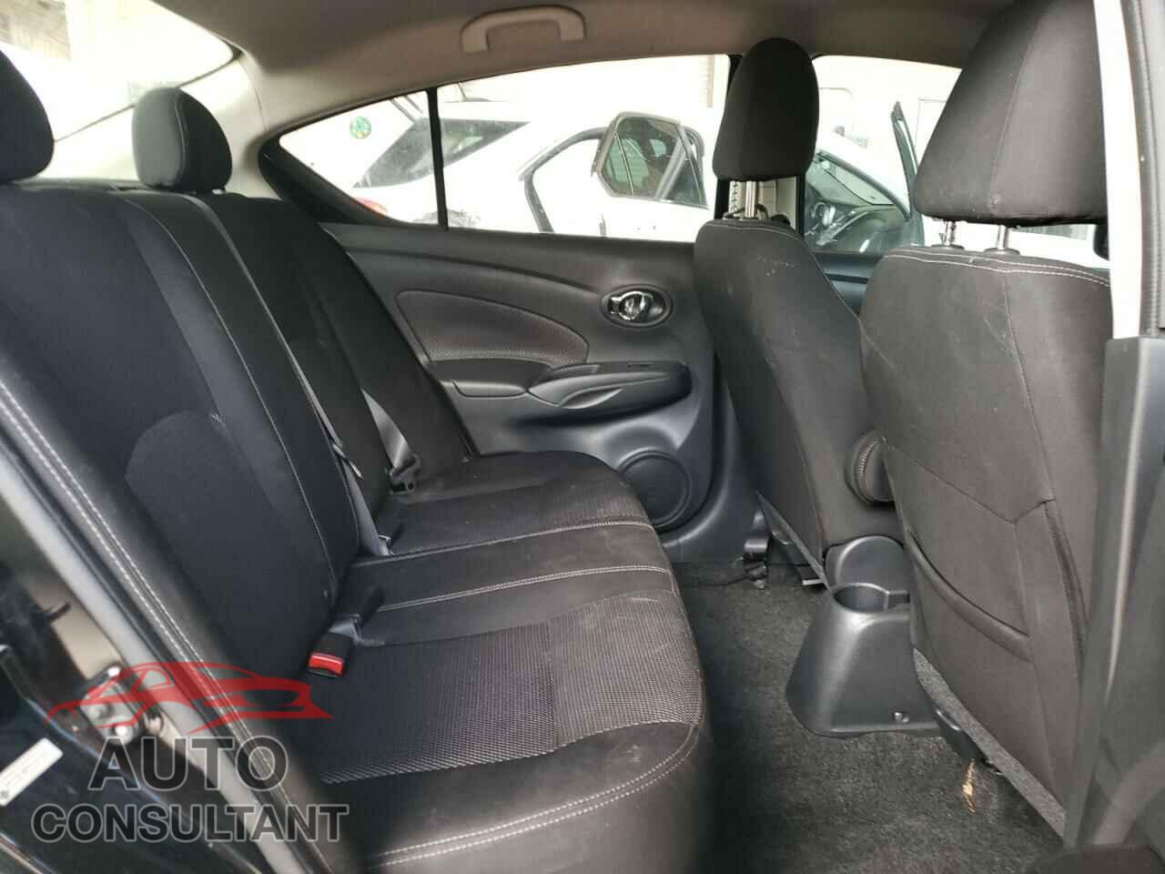 NISSAN VERSA 2019 - 3N1CN7AP3KL806975