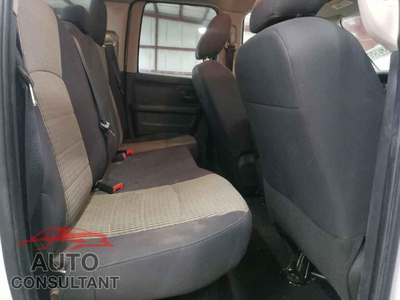 DODGE RAM 1500 2012 - 1C6RD7FT5CS140115