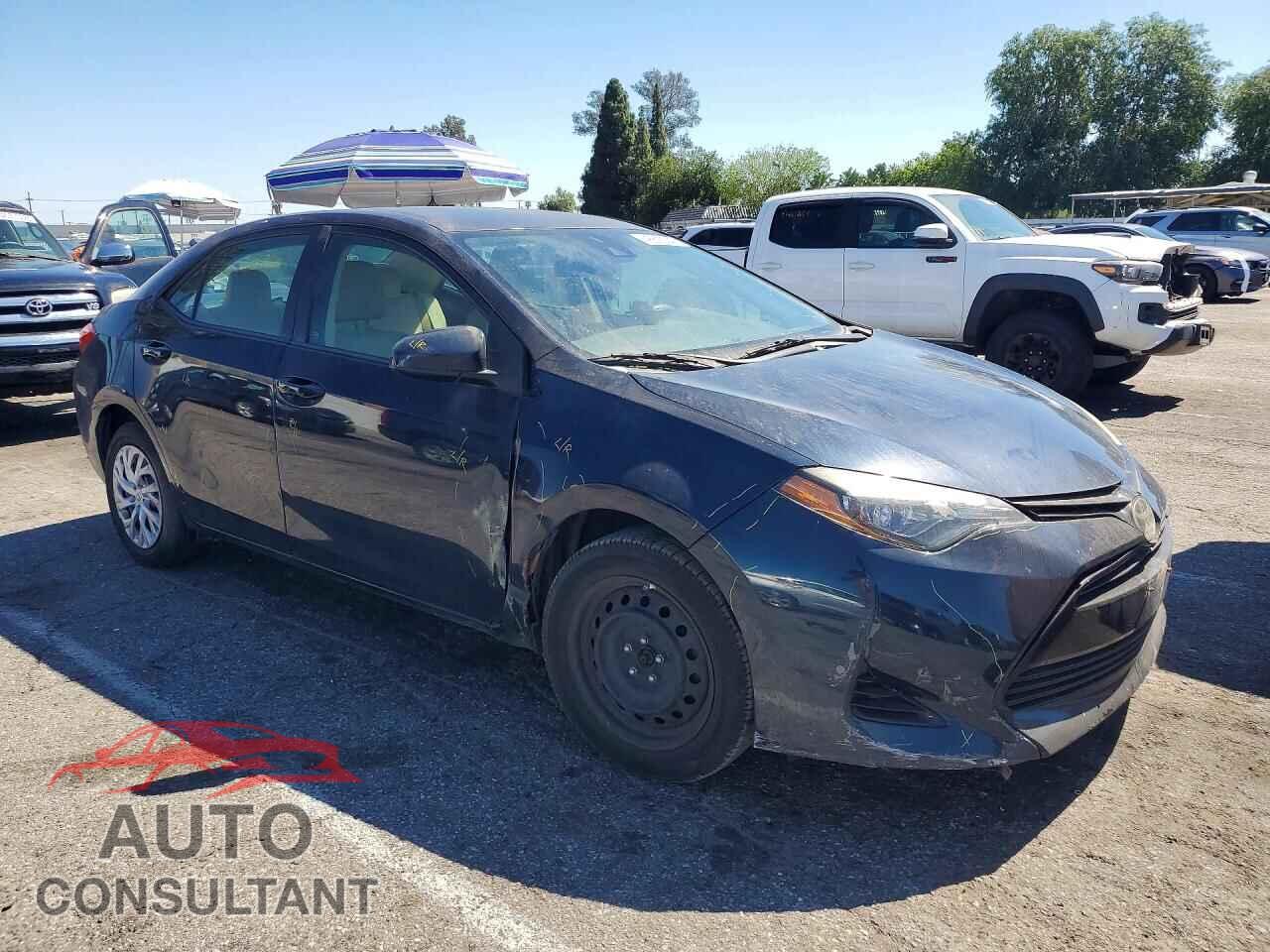 TOYOTA COROLLA 2017 - 5YFBURHEXHP716357