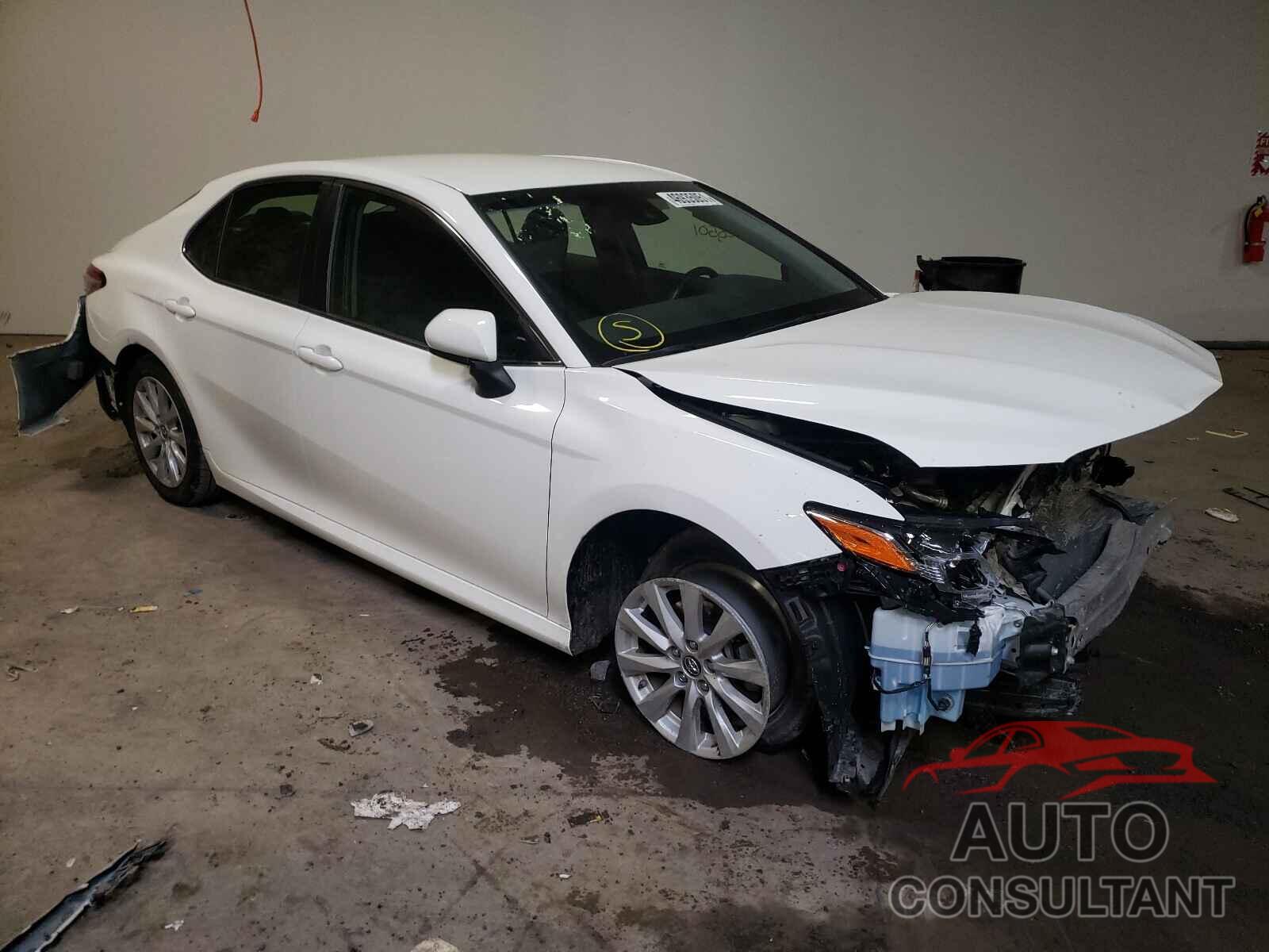 TOYOTA CAMRY 2018 - JTNB11HK7J3043389