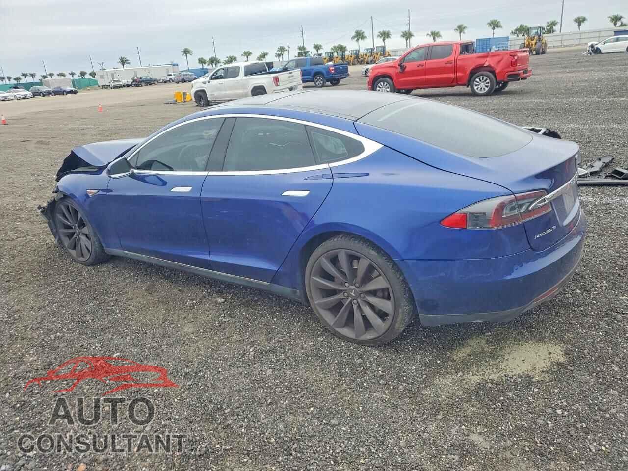 TESLA MODEL S 2015 - 5YJSA1E13FF106353