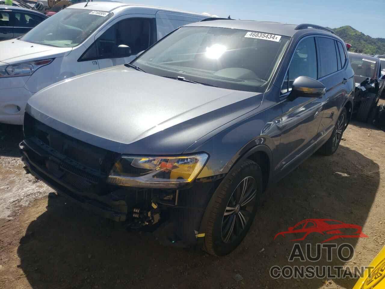 VOLKSWAGEN TIGUAN 2018 - 3VV3B7AX1JM026795