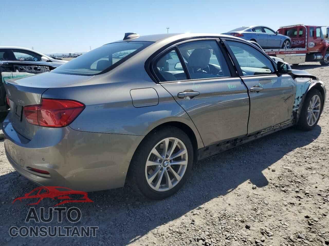 BMW 3 SERIES 2016 - WBA8E1G54GNU10516