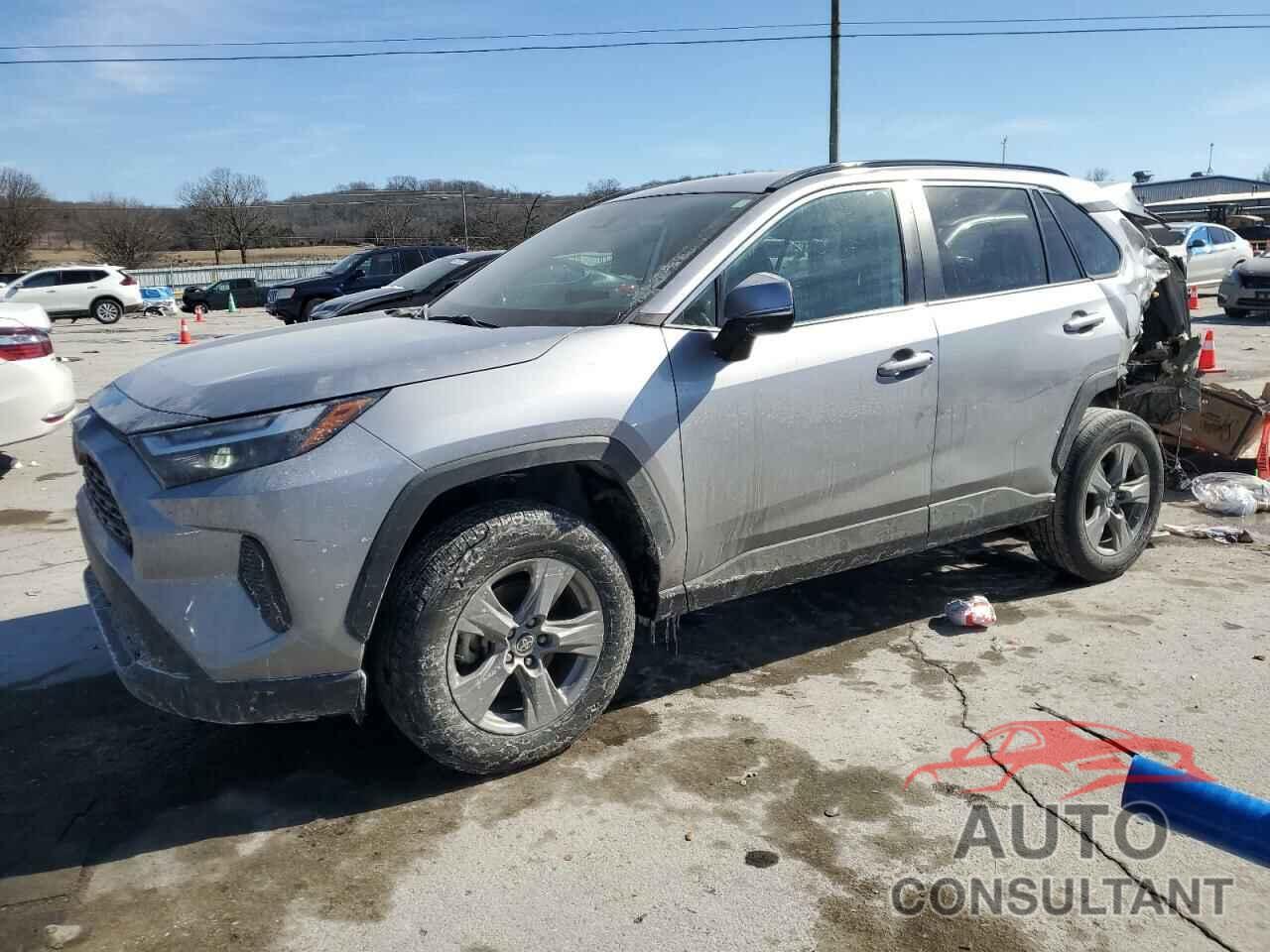 TOYOTA RAV4 2022 - 2T3W1RFV0NC196637