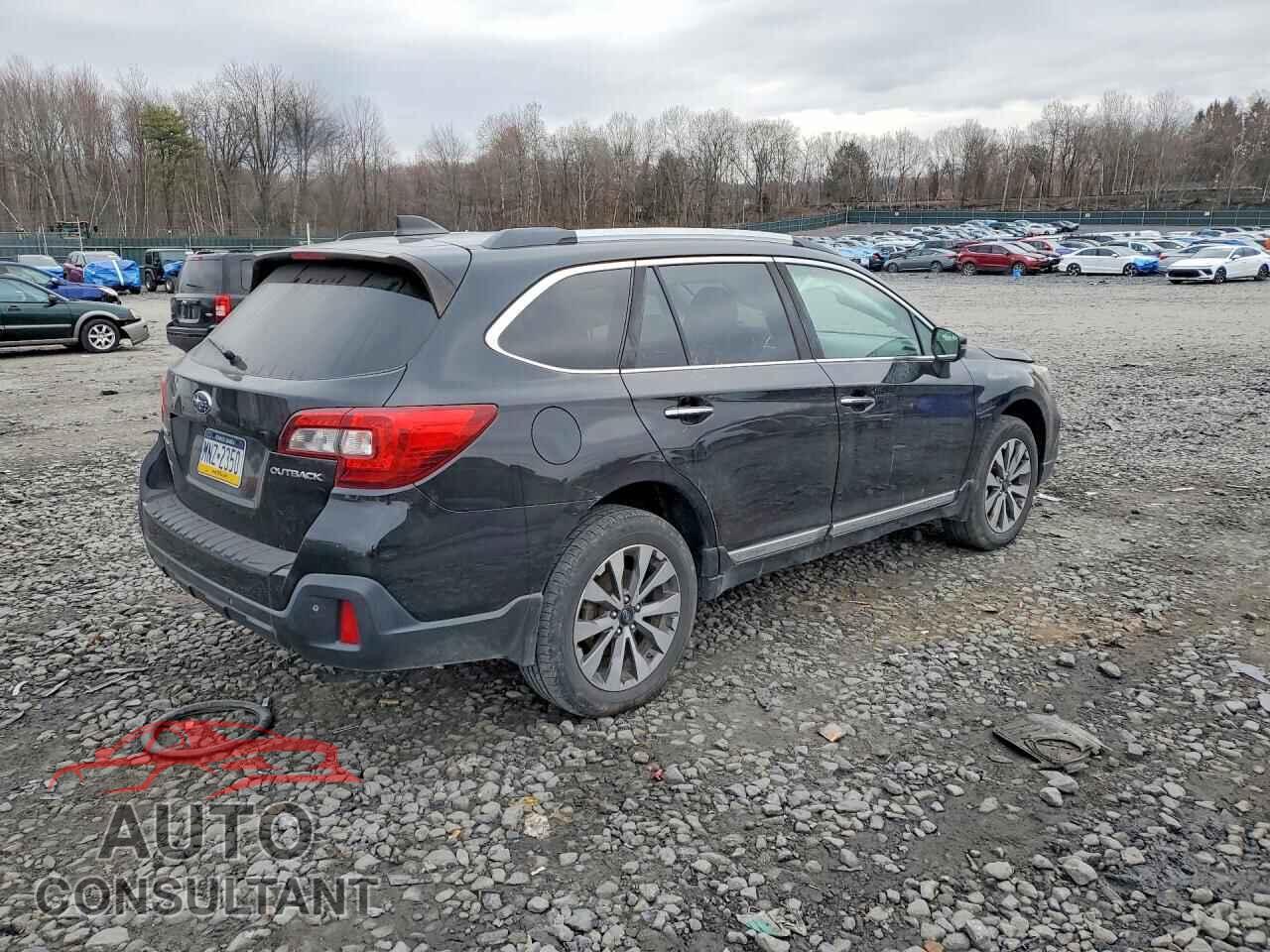 SUBARU OUTBACK 2018 - 4S4BSATC3J3246874