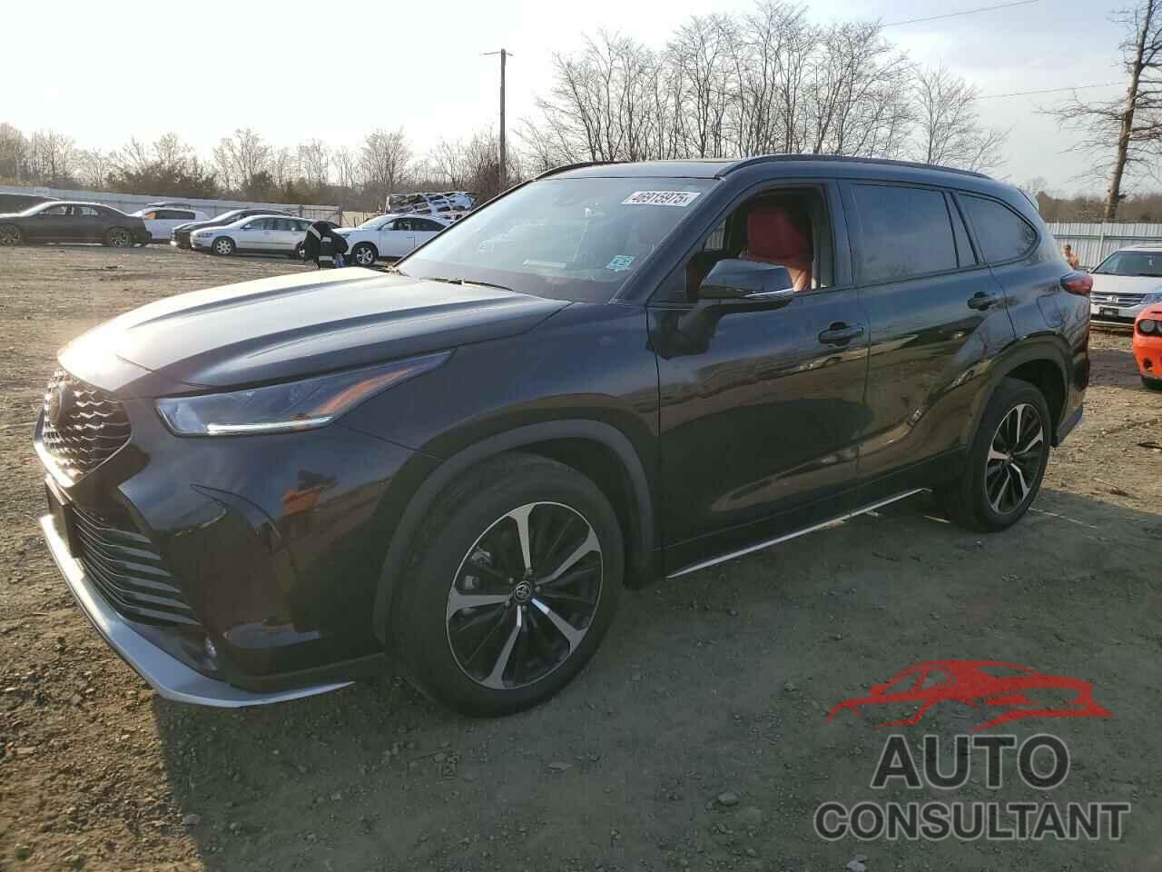 TOYOTA HIGHLANDER 2022 - 5TDLZRBH4NS213760