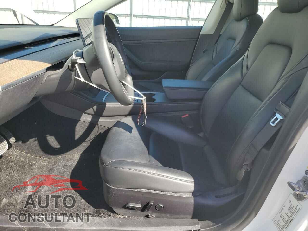 TESLA MODEL 3 2021 - 5YJ3E1EA8MF856739