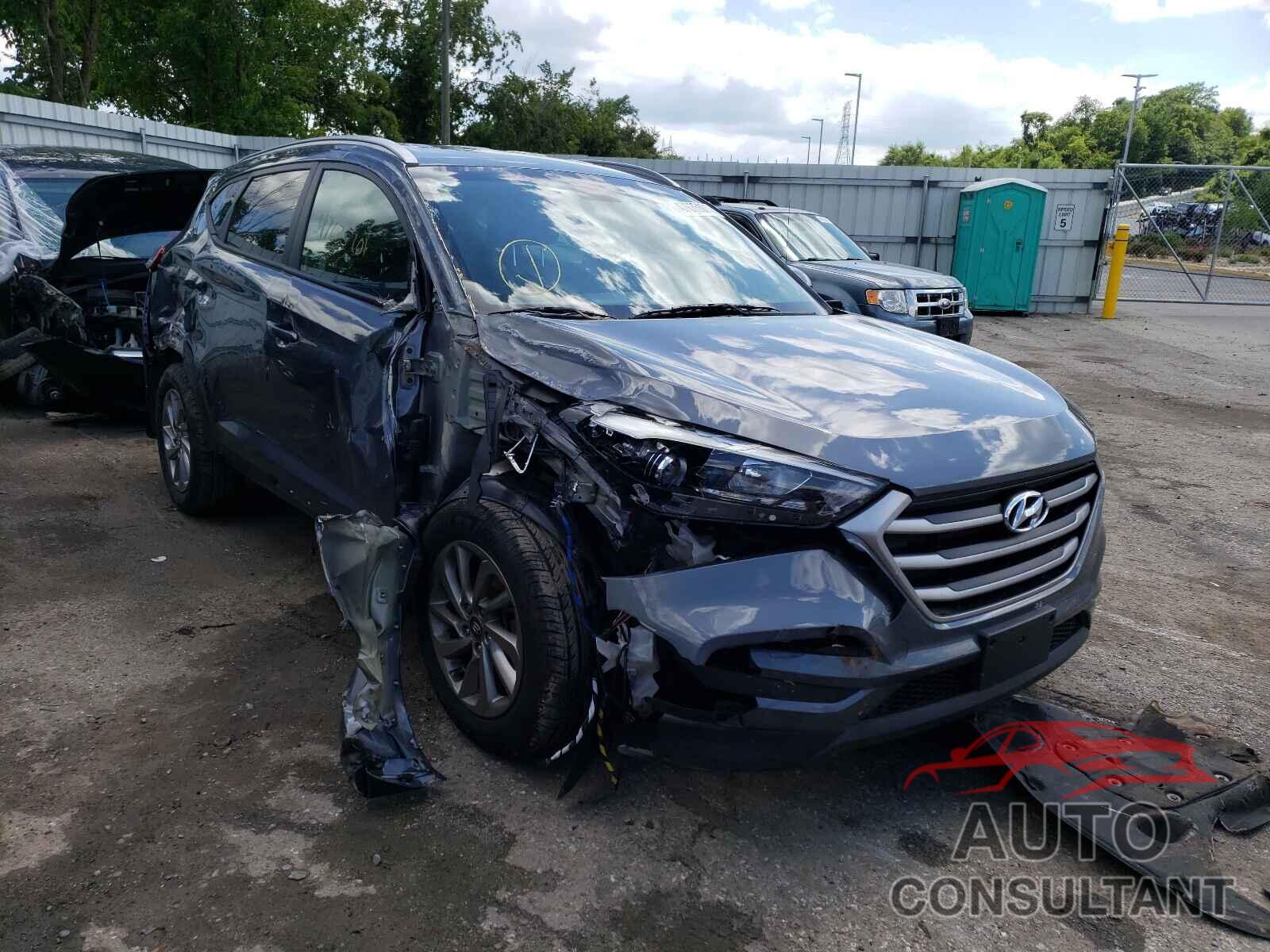 HYUNDAI TUCSON 2017 - KM8J3CA42HU450800