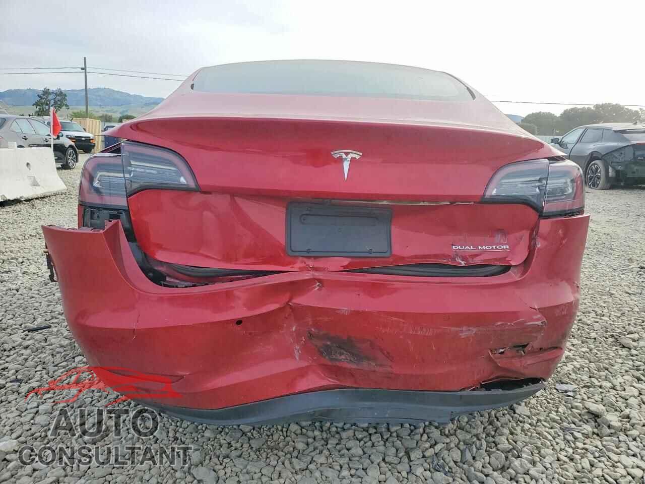 TESLA MODEL 3 2020 - 5YJ3E1EB2LF735633