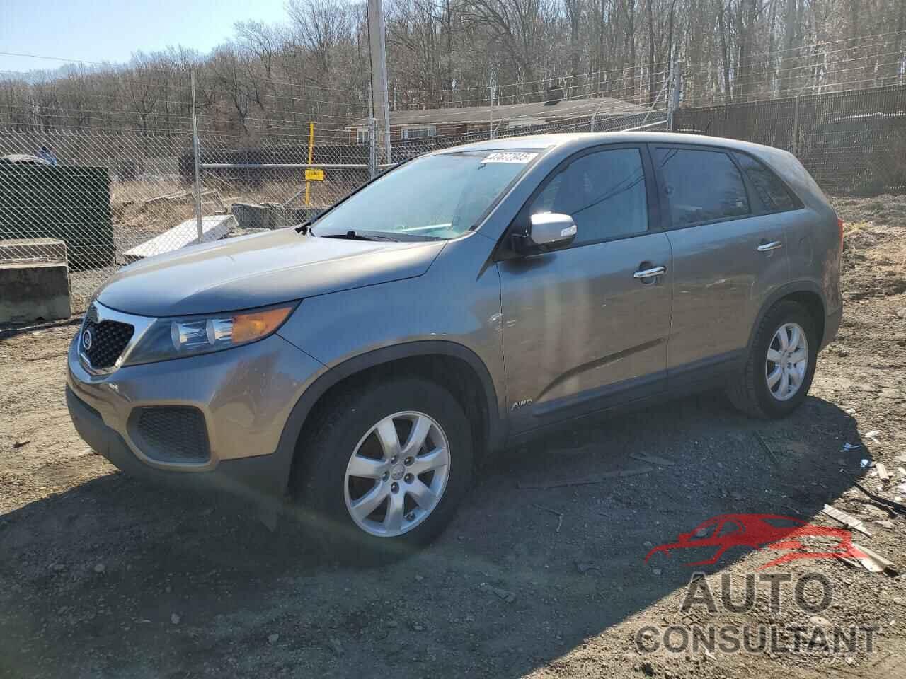 KIA SORENTO 2013 - 5XYKTCA69DG341921