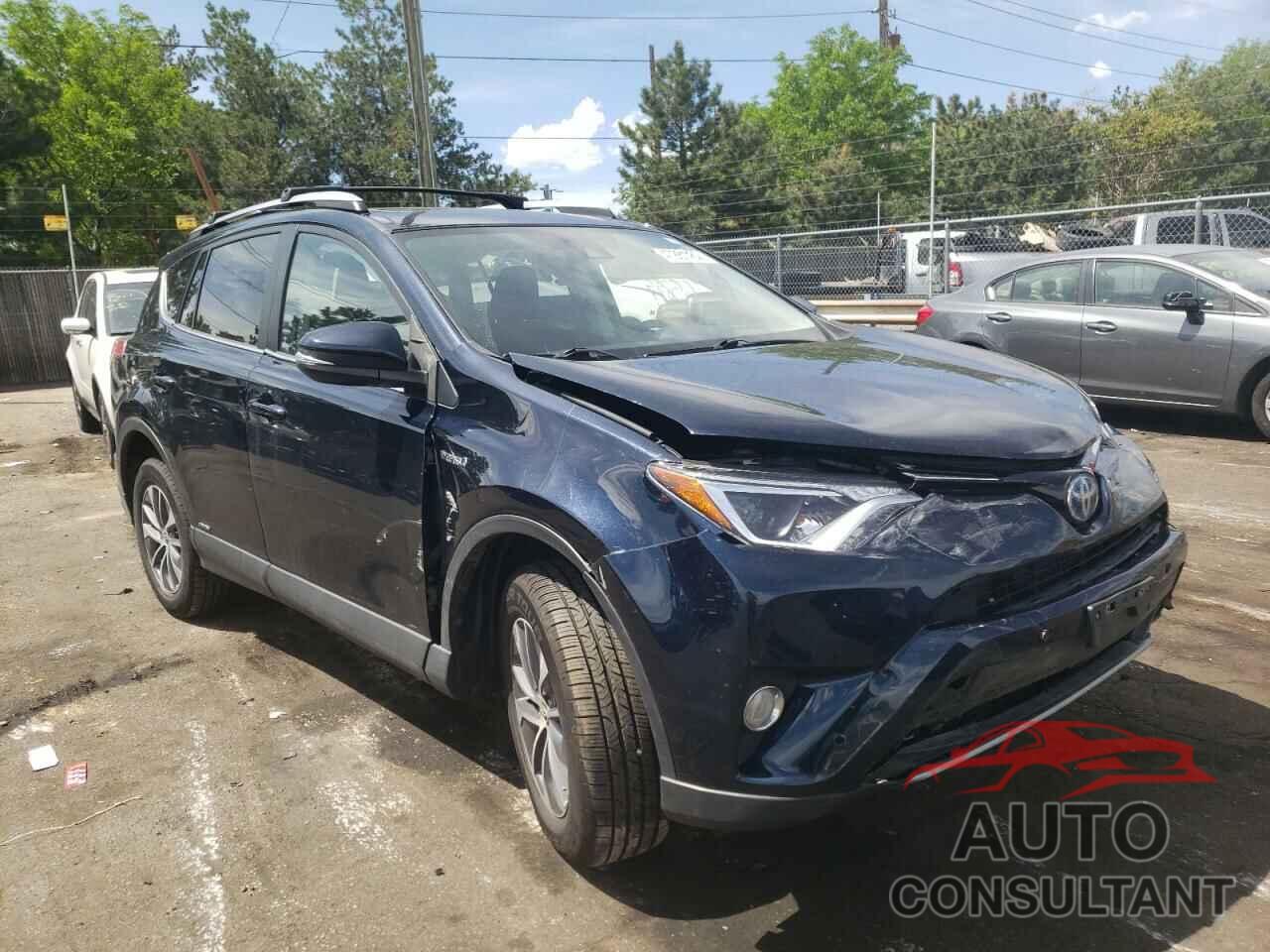 TOYOTA RAV4 2017 - JTMRJREVXHD138176