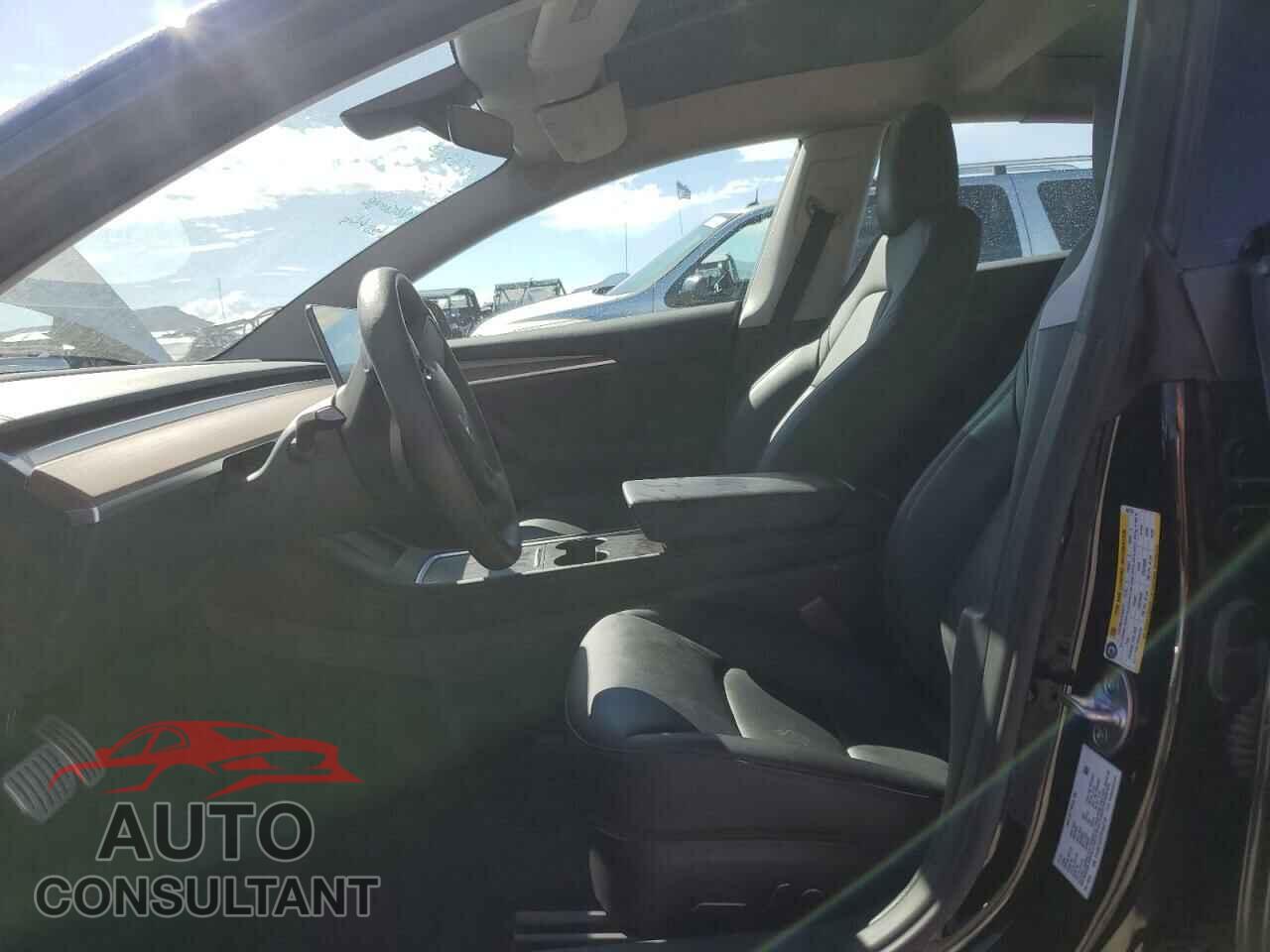 TESLA MODEL 3 2023 - 5YJ3E1EC2PF463776