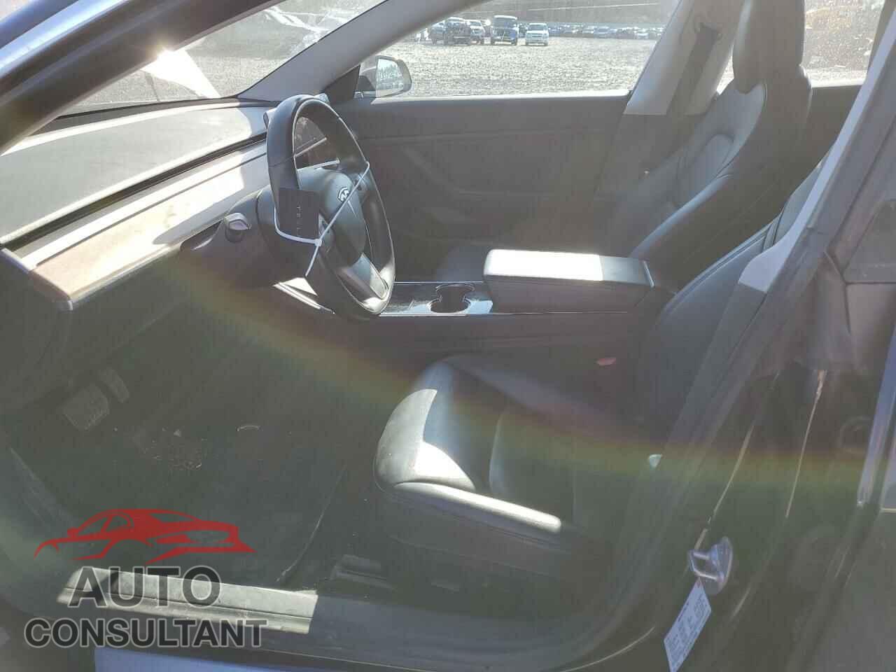 TESLA MODEL 3 2018 - 5YJ3E1EA2JF152550