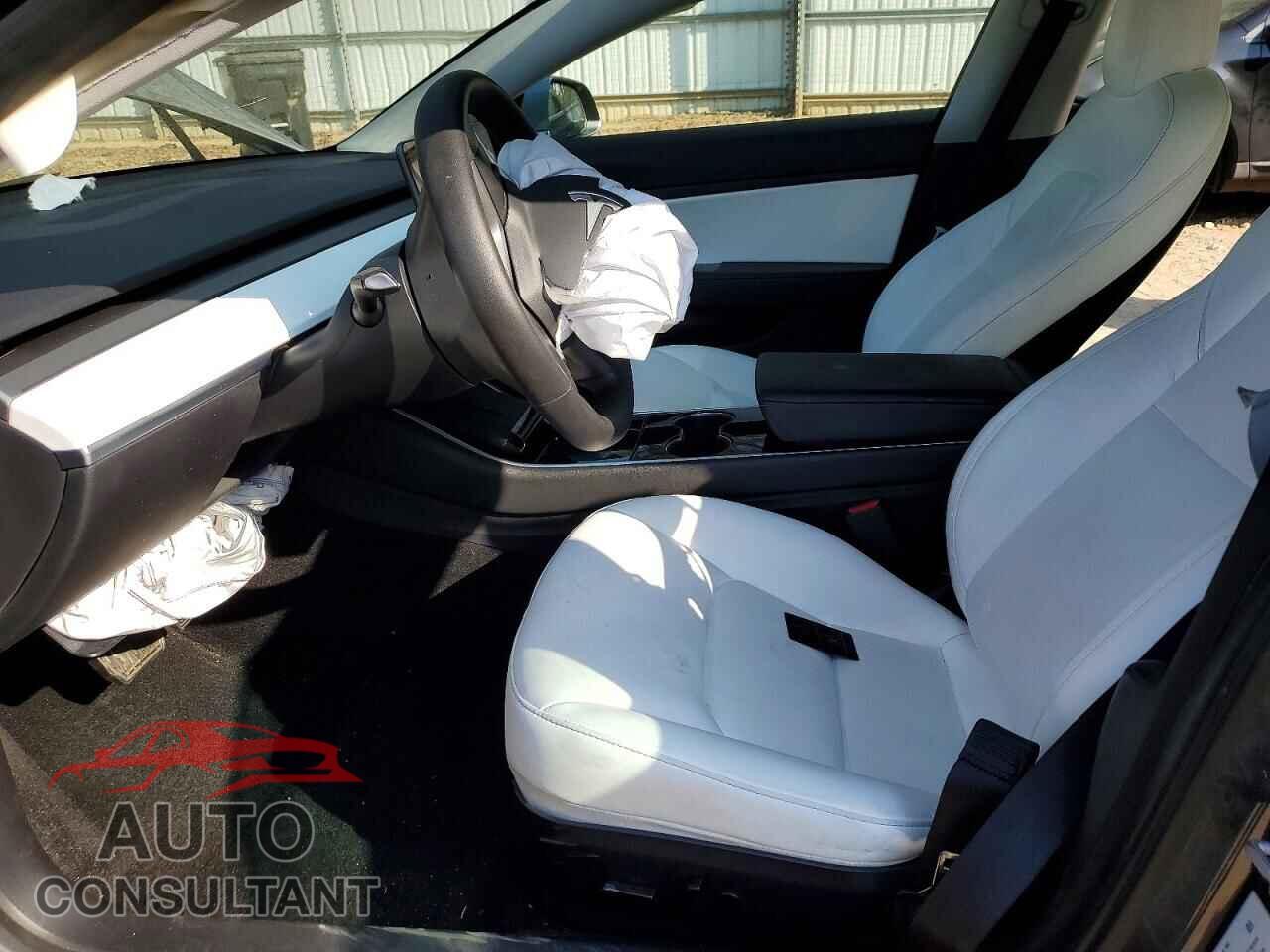 TESLA MODEL 3 2020 - 5YJ3E1EA5LF797664