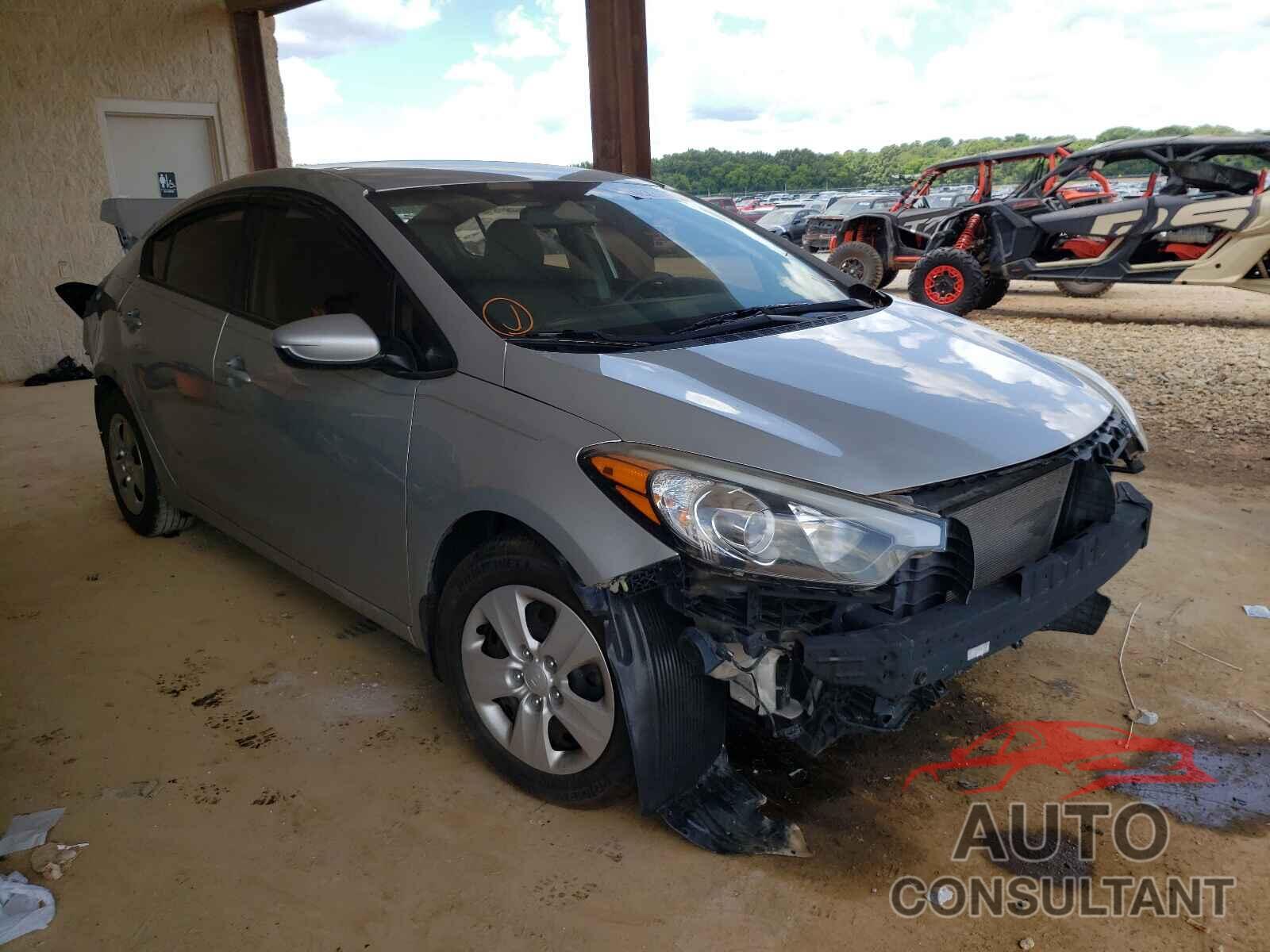 KIA FORTE 2016 - KNAFK4A6XG5601117