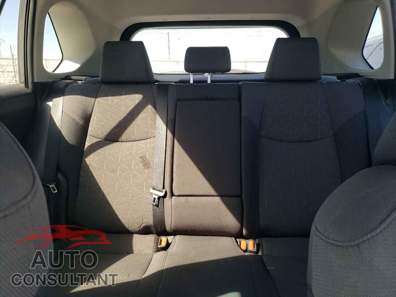 TOYOTA RAV4 2019 - 2T3W1RFV5KC012014