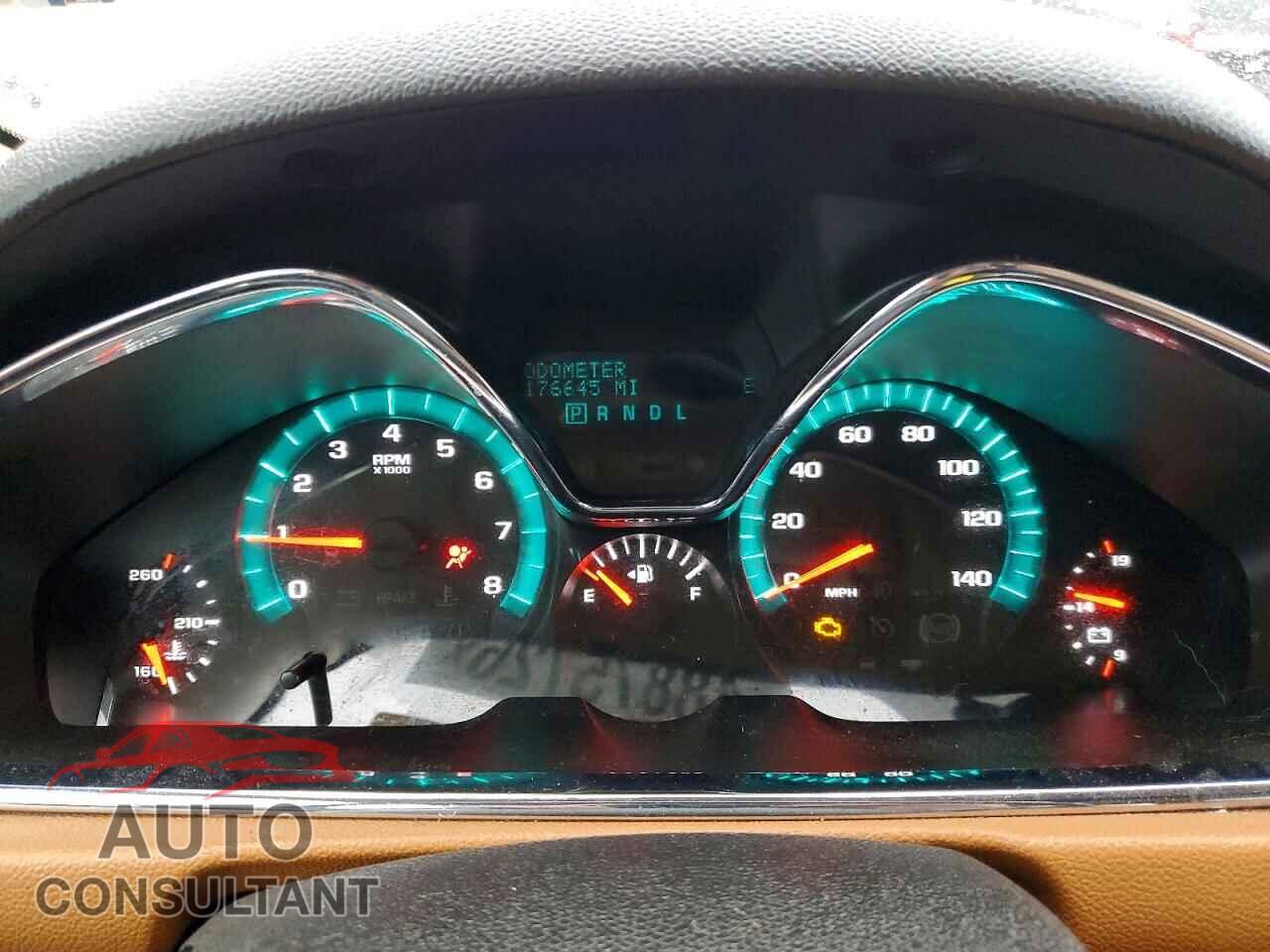 CHEVROLET TRAVERSE 2014 - 1GNKVJKD8EJ142993