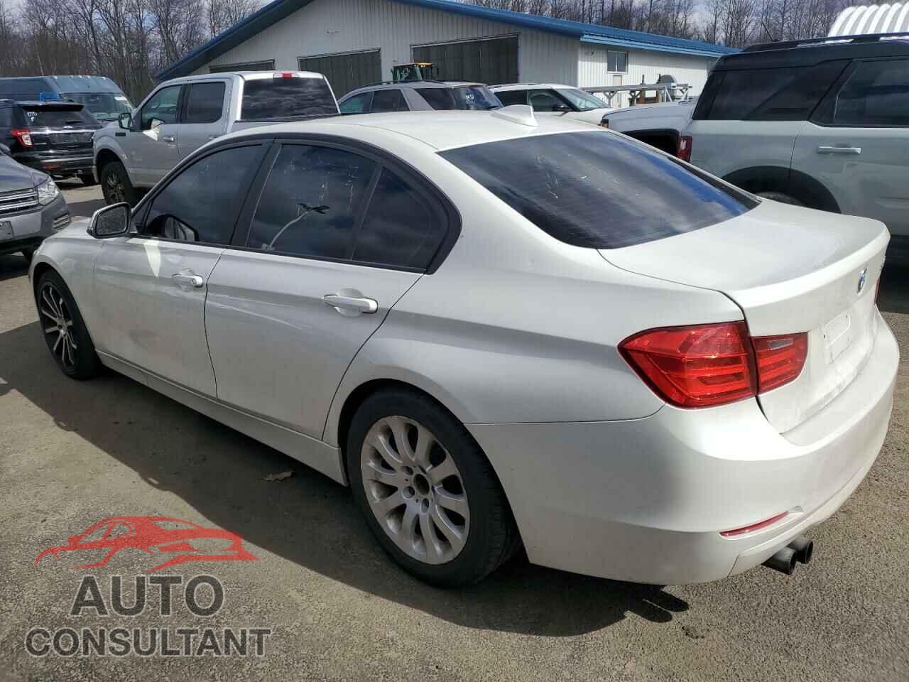 BMW 3 SERIES 2013 - WBA3B3C51DF537721