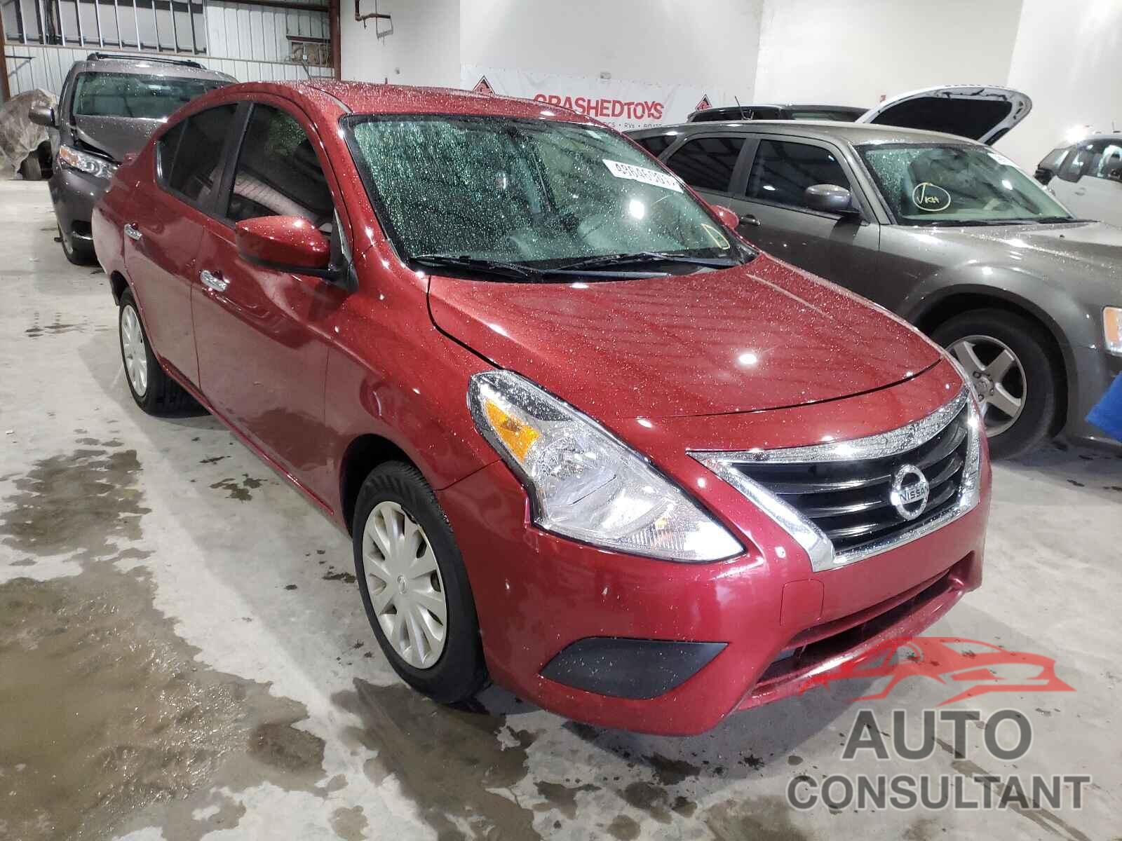 NISSAN VERSA 2018 - 3N1CN7AP8JL817372