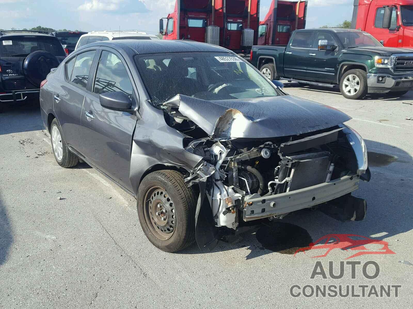NISSAN VERSA 2017 - 3N1CN7APXHL845488