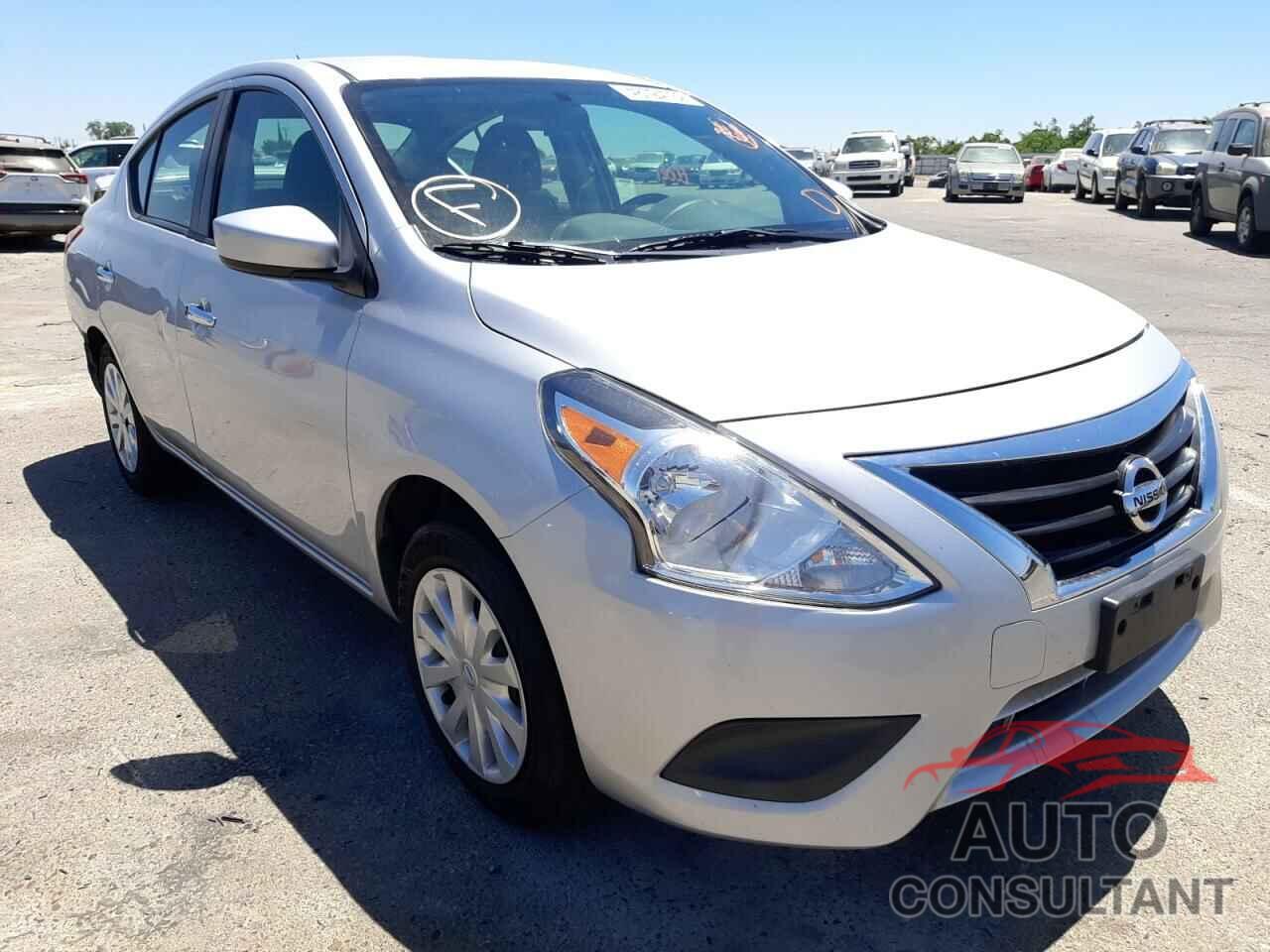NISSAN VERSA 2019 - 3N1CN7AP8KL862409