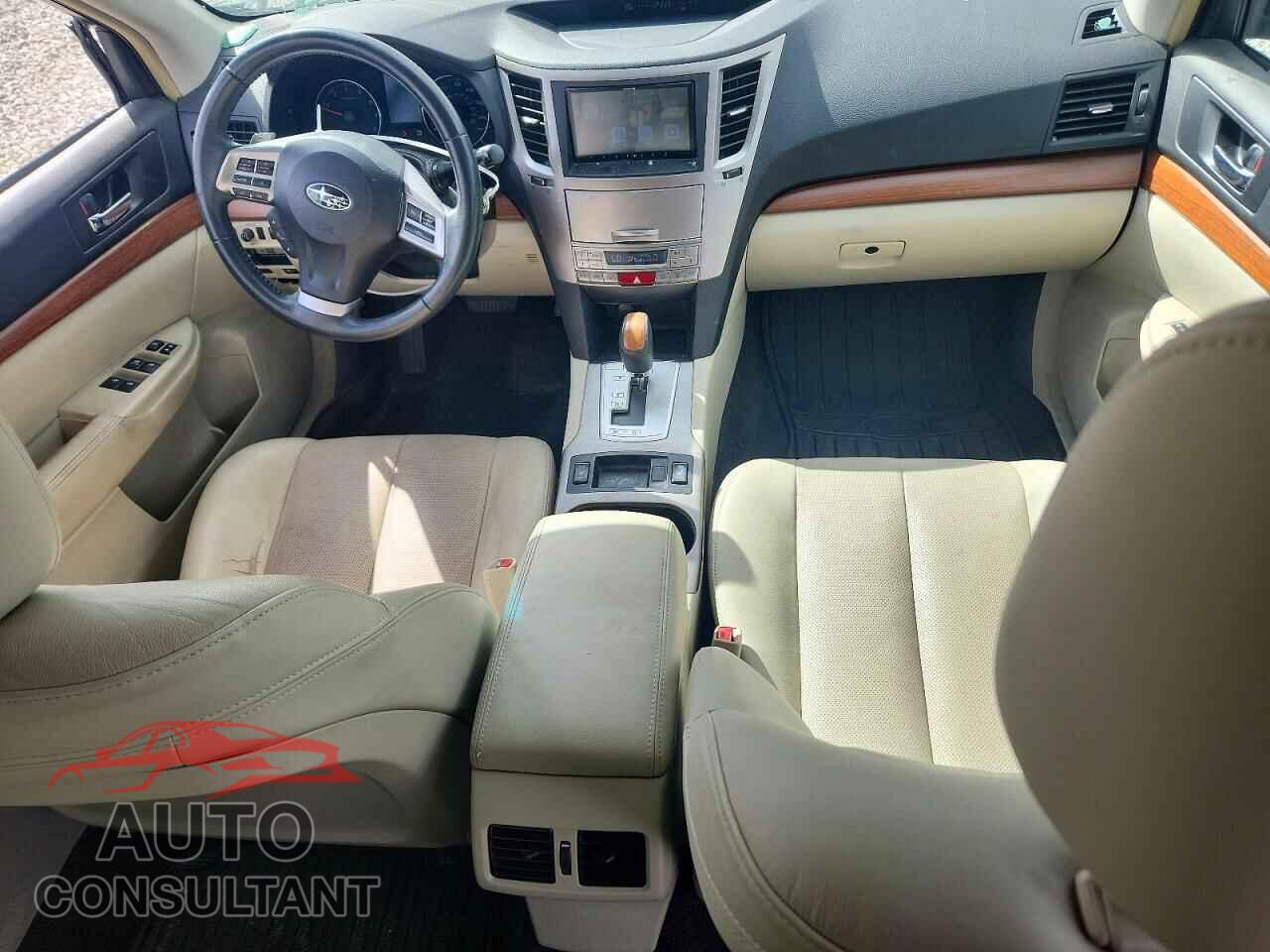 SUBARU OUTBACK 2014 - 4S4BRCLC3E3317696