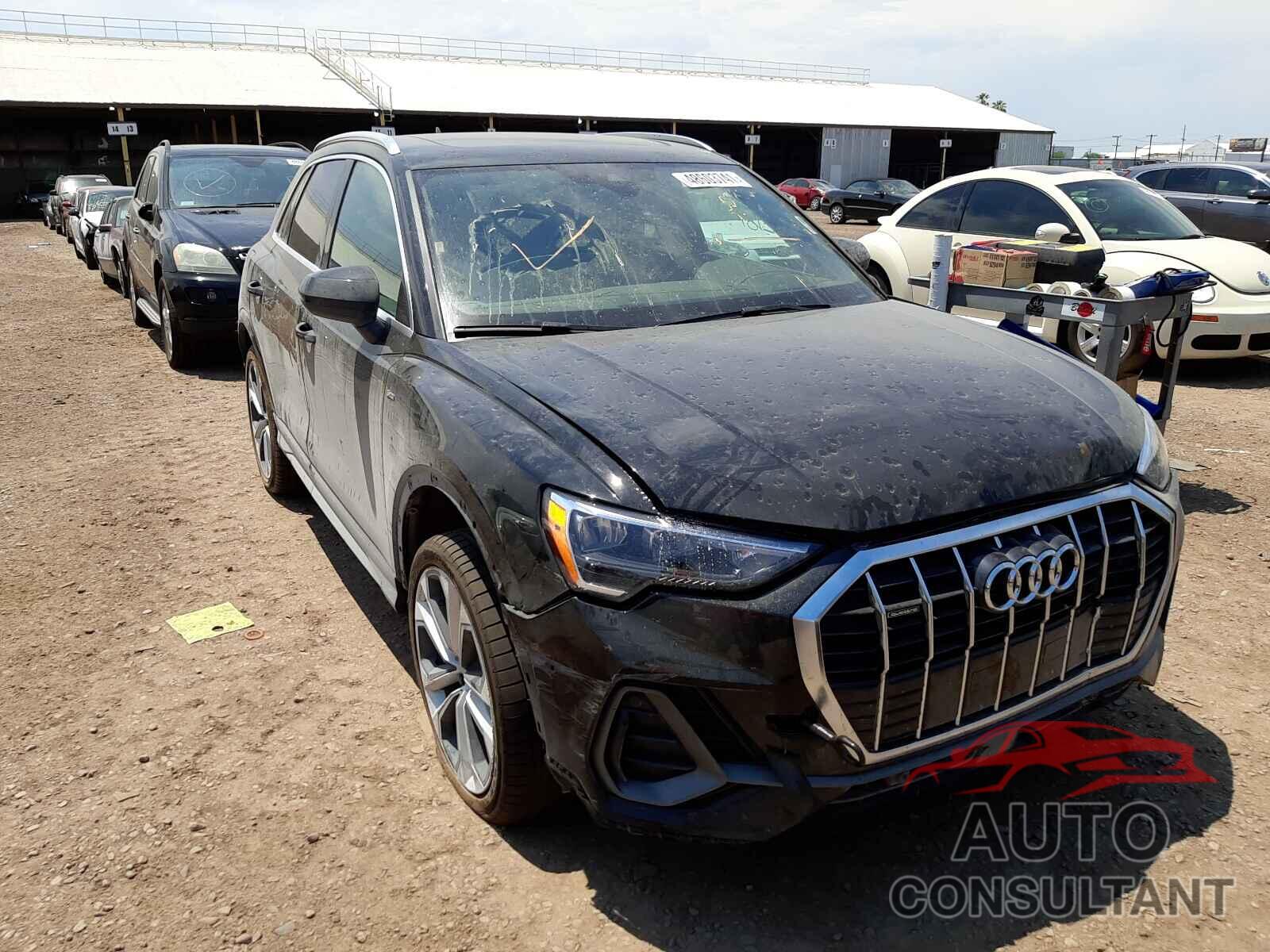 AUDI Q3 2021 - WA1DECF38M1056557