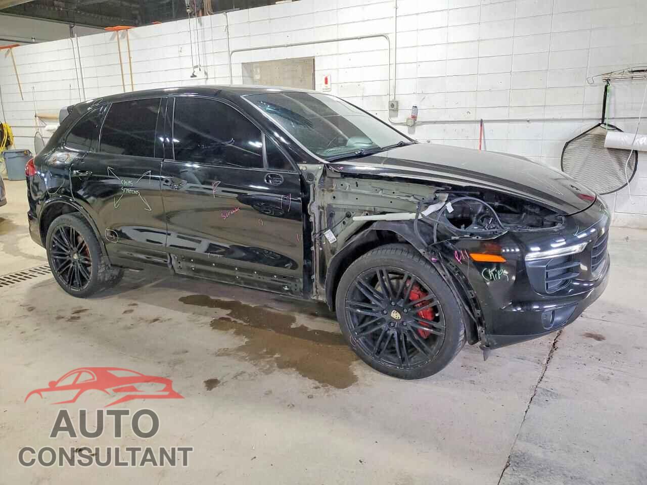 PORSCHE CAYENNE 2017 - WP1AA2A21HKA80193