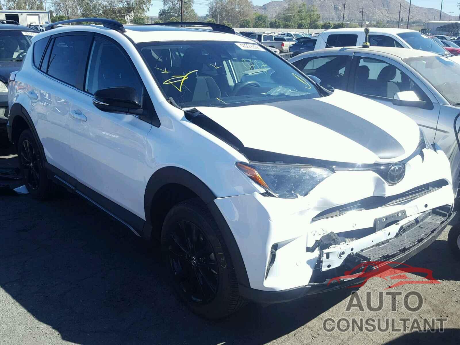 TOYOTA RAV4 XLE 2018 - 2T3RFREV2JW754254