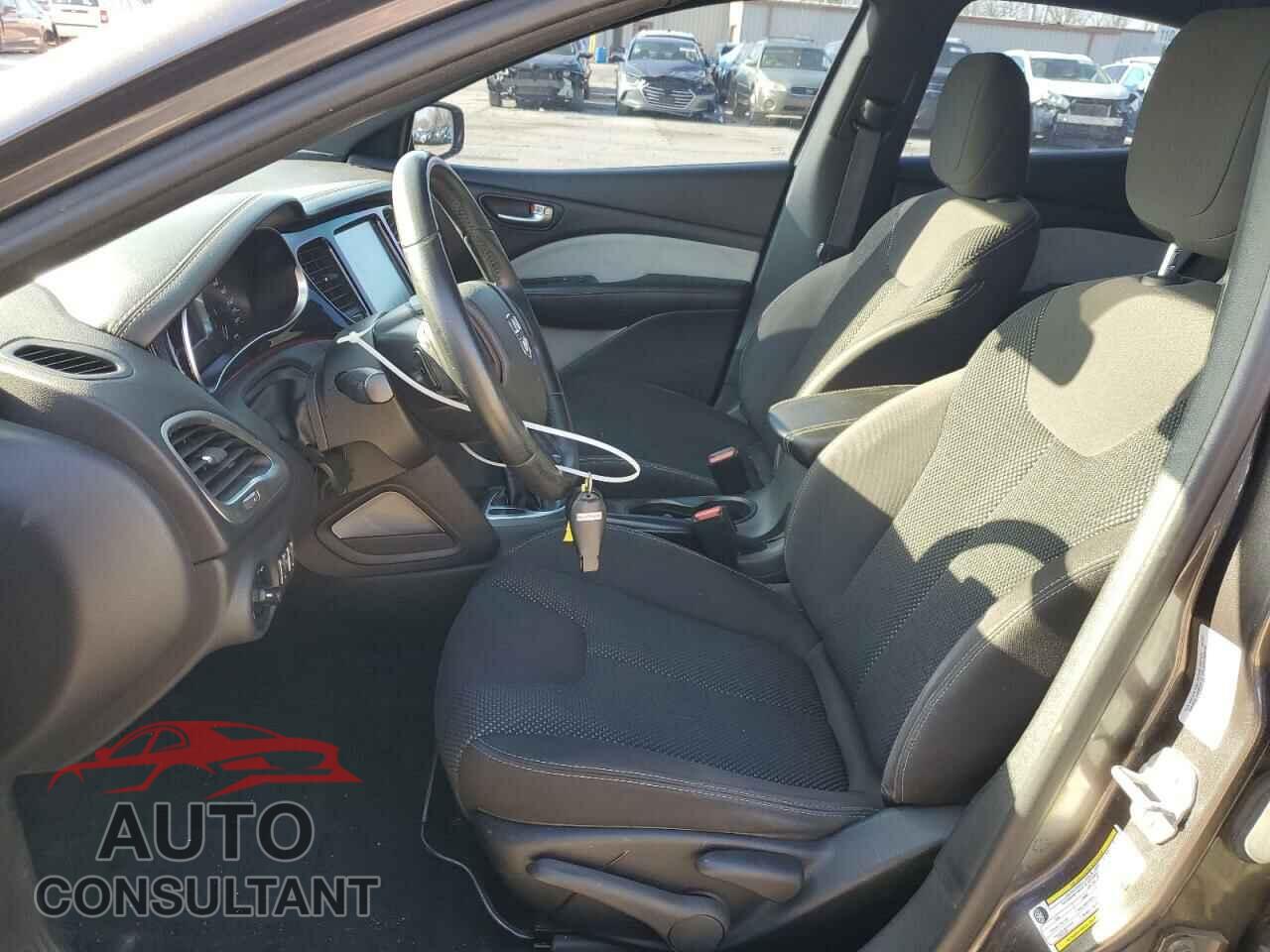 DODGE DART 2015 - 1C3CDFBB8FD111968