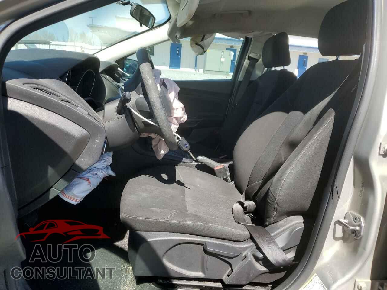 FORD FOCUS 2016 - 1FADP3F27GL210181