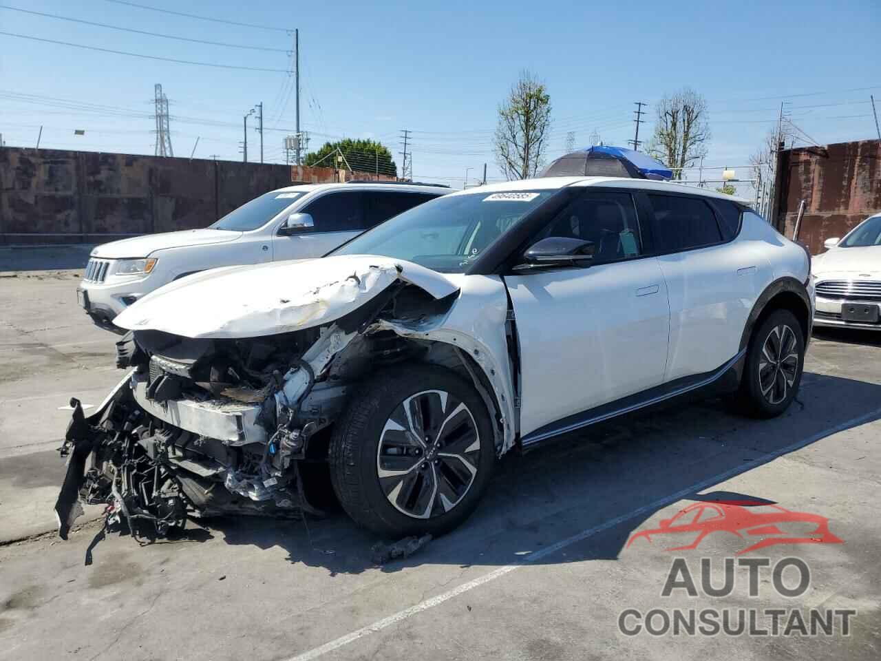 KIA EV6 LIGHT 2022 - KNDC34LA2N5056550