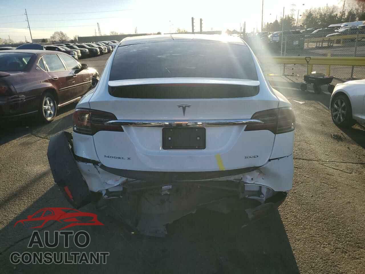 TESLA MODEL X 2017 - 5YJXCDE20HF077701