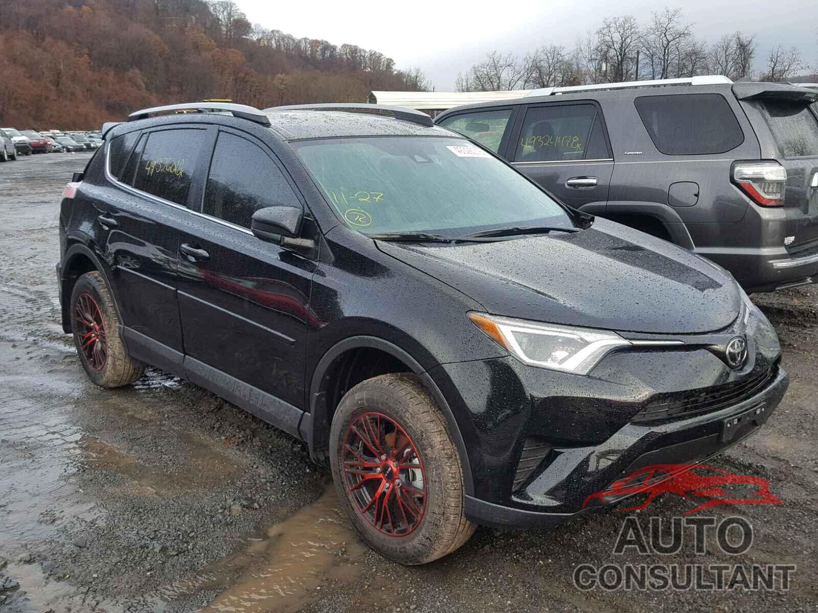 TOYOTA RAV4 LE 2018 - 2T3BFREV1JW781060