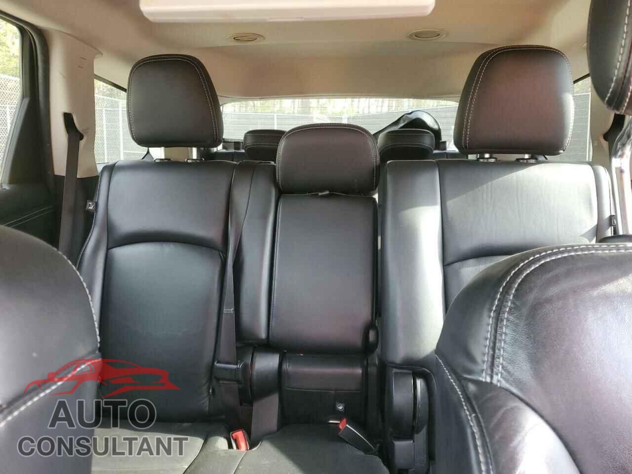 DODGE JOURNEY 2017 - 3C4PDDGG0HT584024