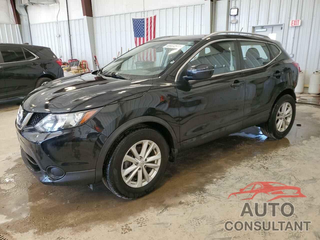 NISSAN ROGUE 2017 - JN1BJ1CR3HW127469