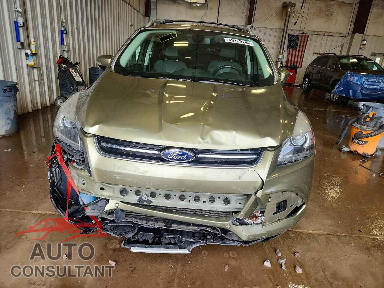 FORD ESCAPE 2013 - 1FMCU9J98DUB25180