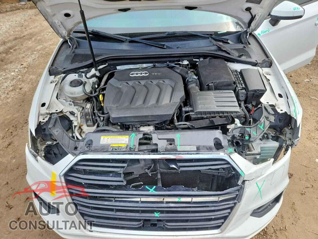 AUDI A3 2018 - WAUAUGFF9J1038445