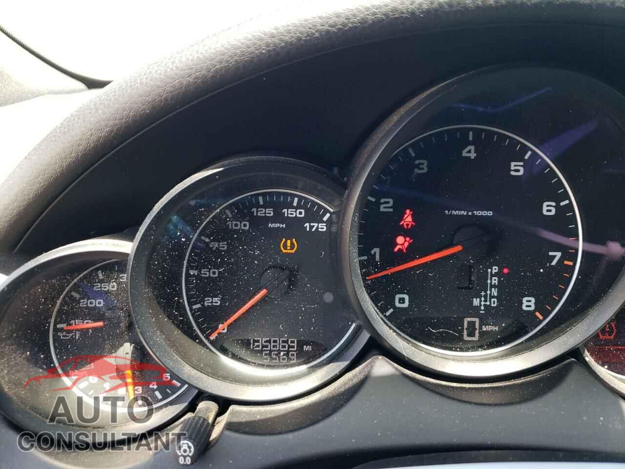 PORSCHE CAYENNE 2016 - WP1AA2A21GKA15598