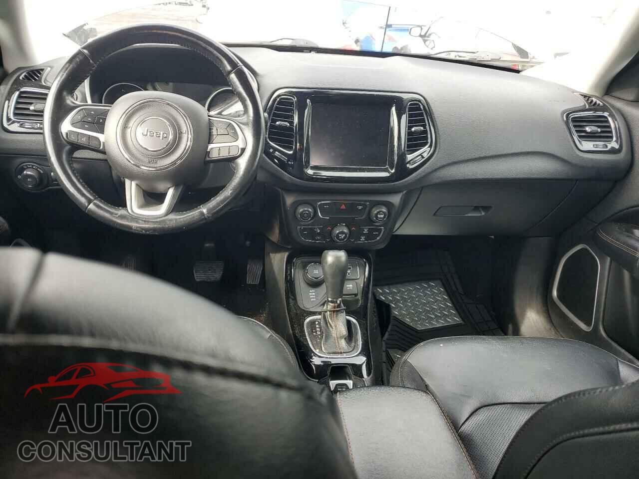 JEEP COMPASS 2020 - 3C4NJDCB3LT221333