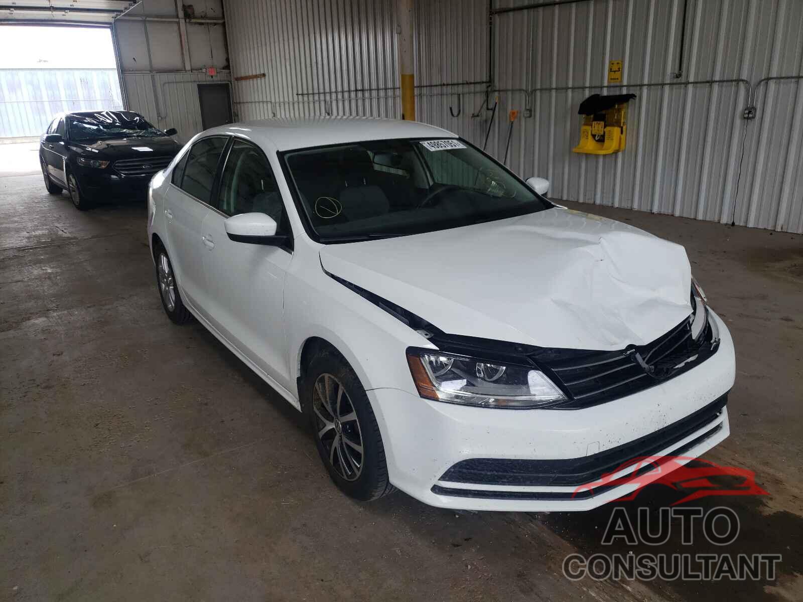 VOLKSWAGEN JETTA 2017 - 3VW2B7AJ4HM338719